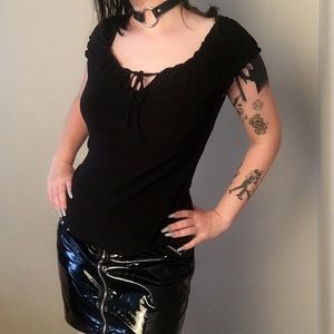 5 for $25 🥀 90s goth peasant blouse